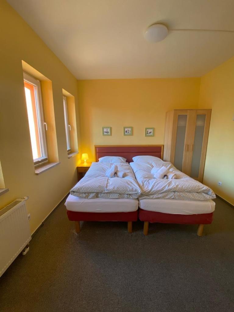 Apartments In Der Kopenhagener Strasse Росток Экстерьер фото